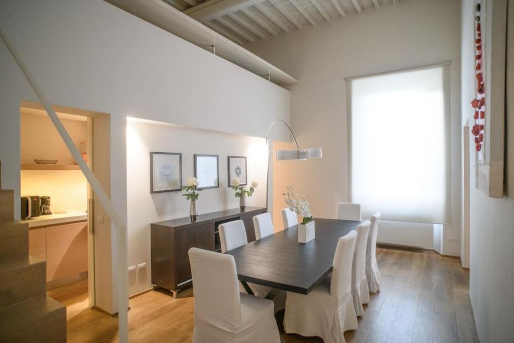 Luxury In The Heart Of Apartment *
